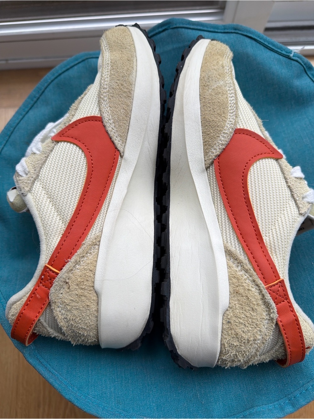 Nike Waffle Debut Sneakers Women’s 7.5 Cream Tan Orange Suede Mesh Running NWOT - Picture 5 of 9